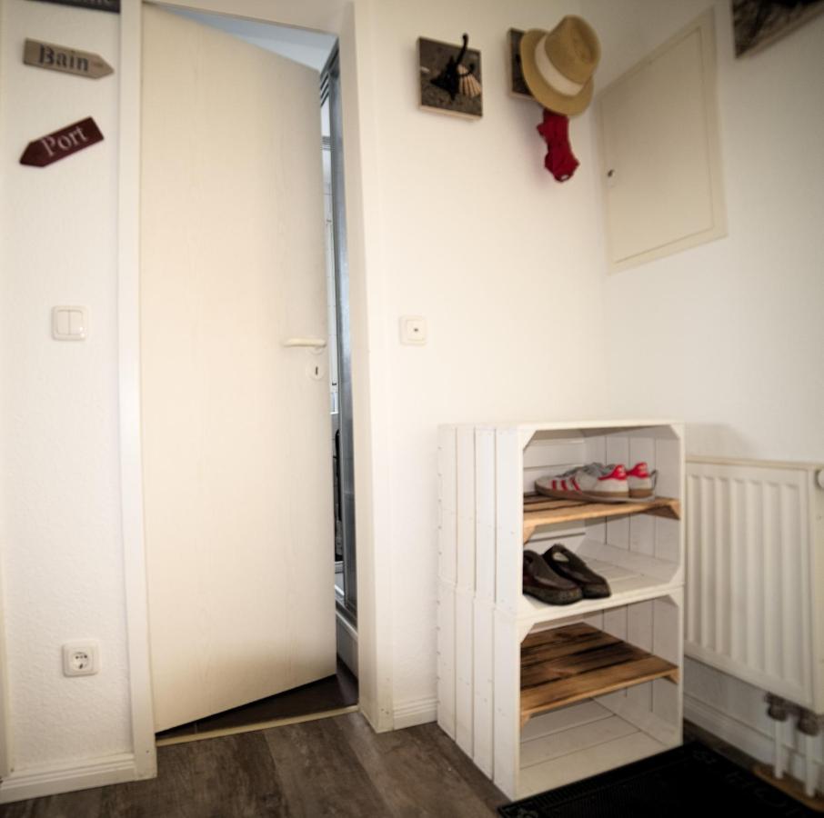 Schoene Ferienwohnung Breege Esterno foto