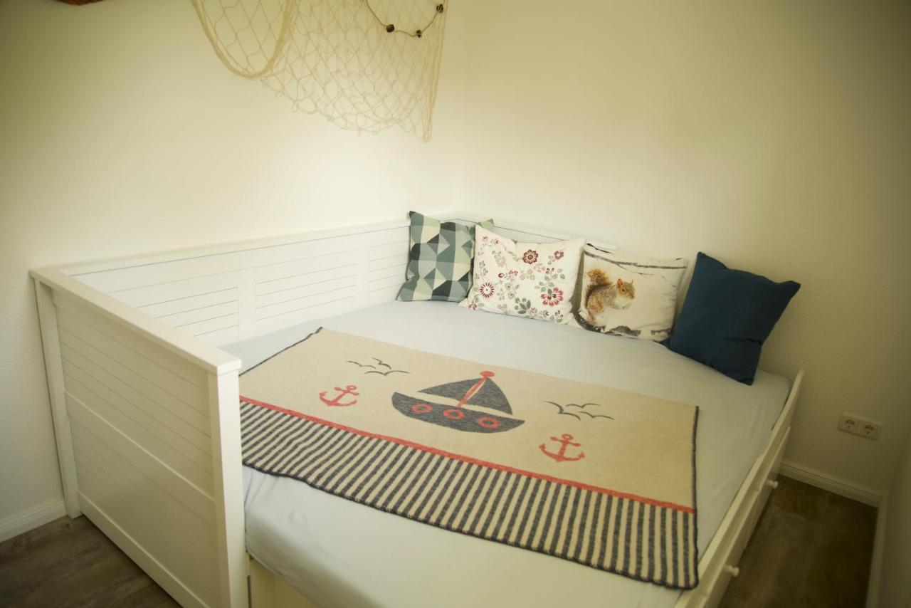 Schoene Ferienwohnung Breege Esterno foto